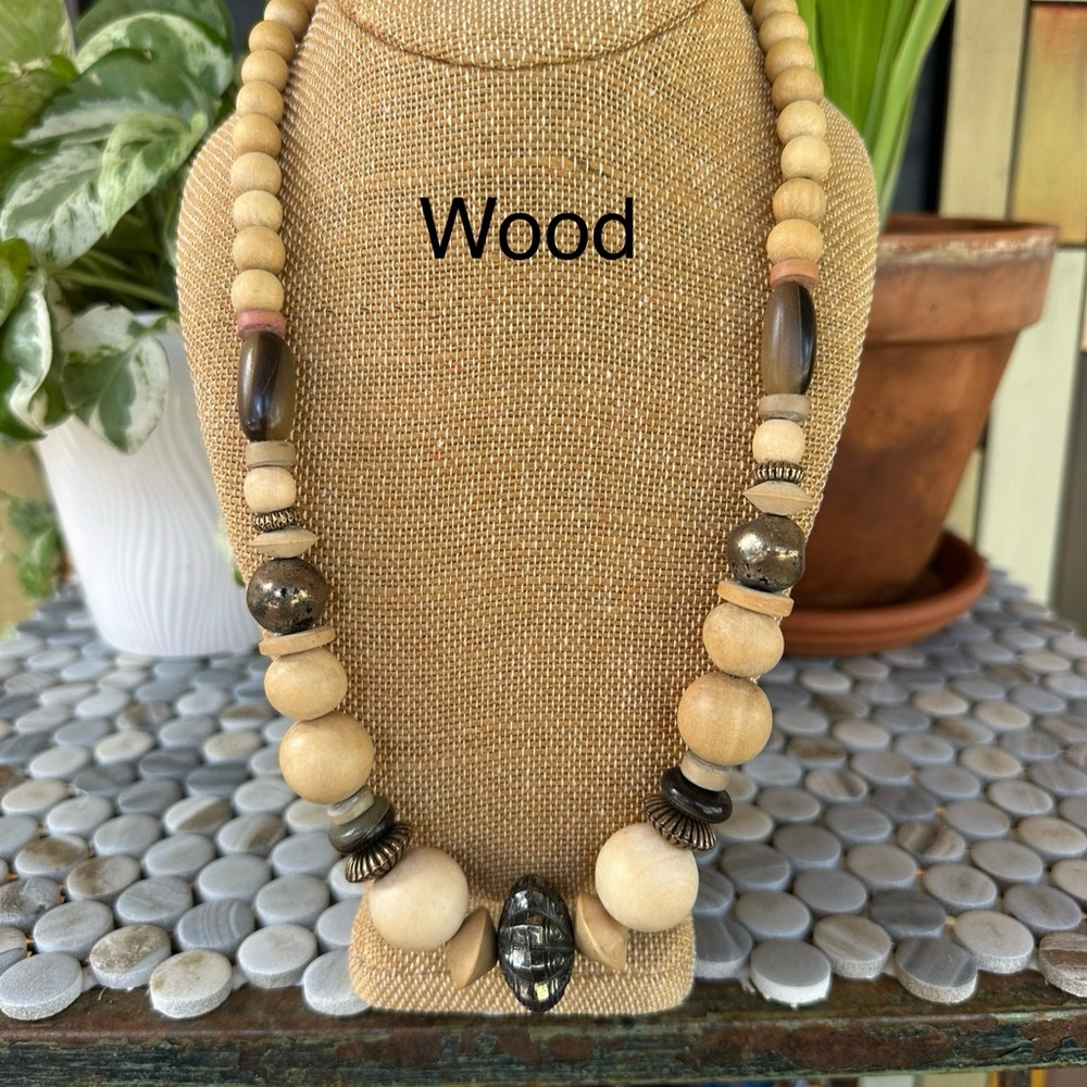 🔥 2/$8, 3/$10, 4/$12 🔥 Wood Beaded Necklace with Black Accents